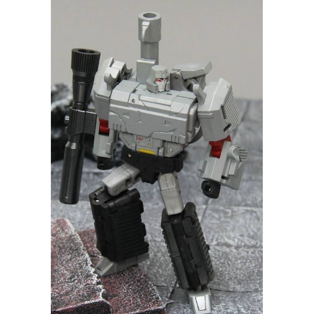 Dx9 War in Pocket - X13D Mightron - Battle Damaged Version