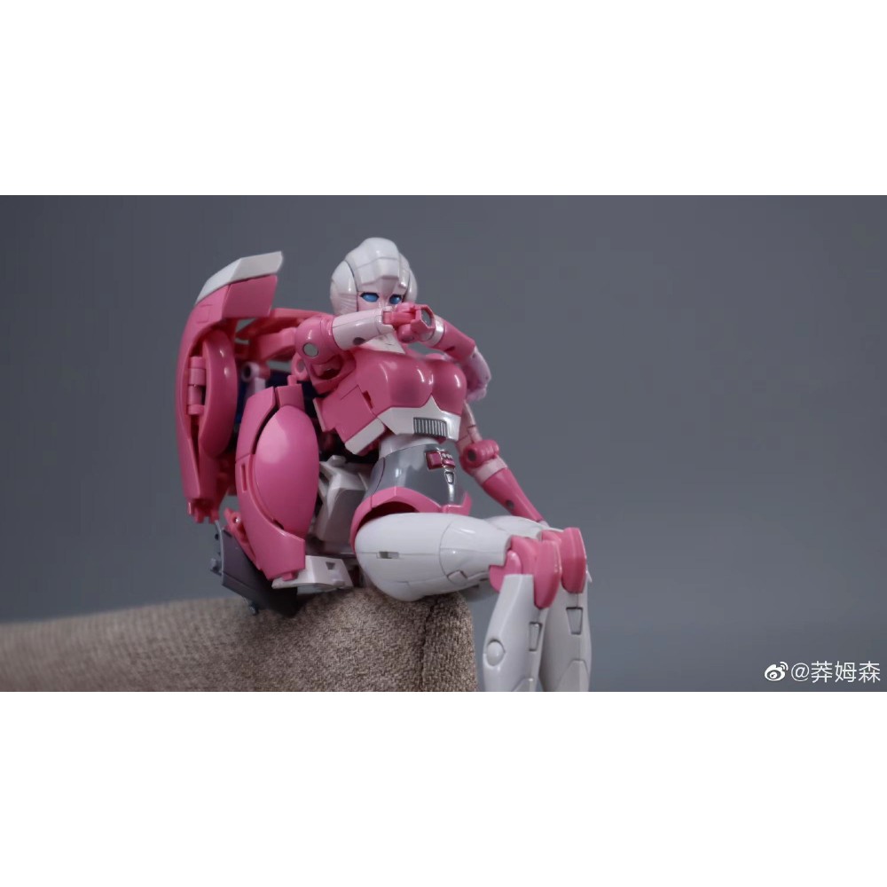 Rose & toys RT-01 Robot Rose