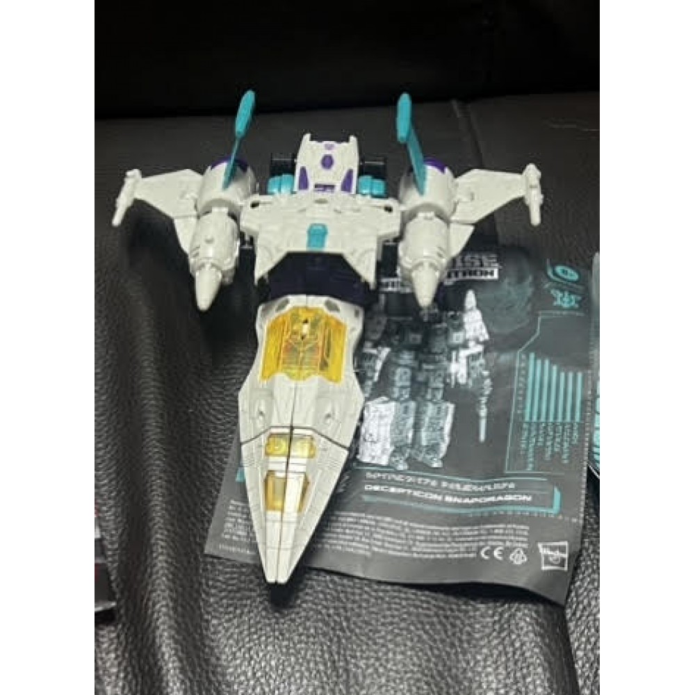 Transformers War for Cybertron: Earthrise Voyager Snapdragon (USED)