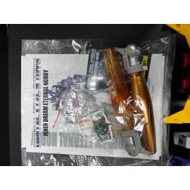 DX9 D06 Carry  +  DX9 D07 Tyrant  (USED)